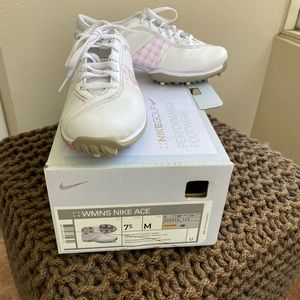 Women’s Nike Golf Shoes